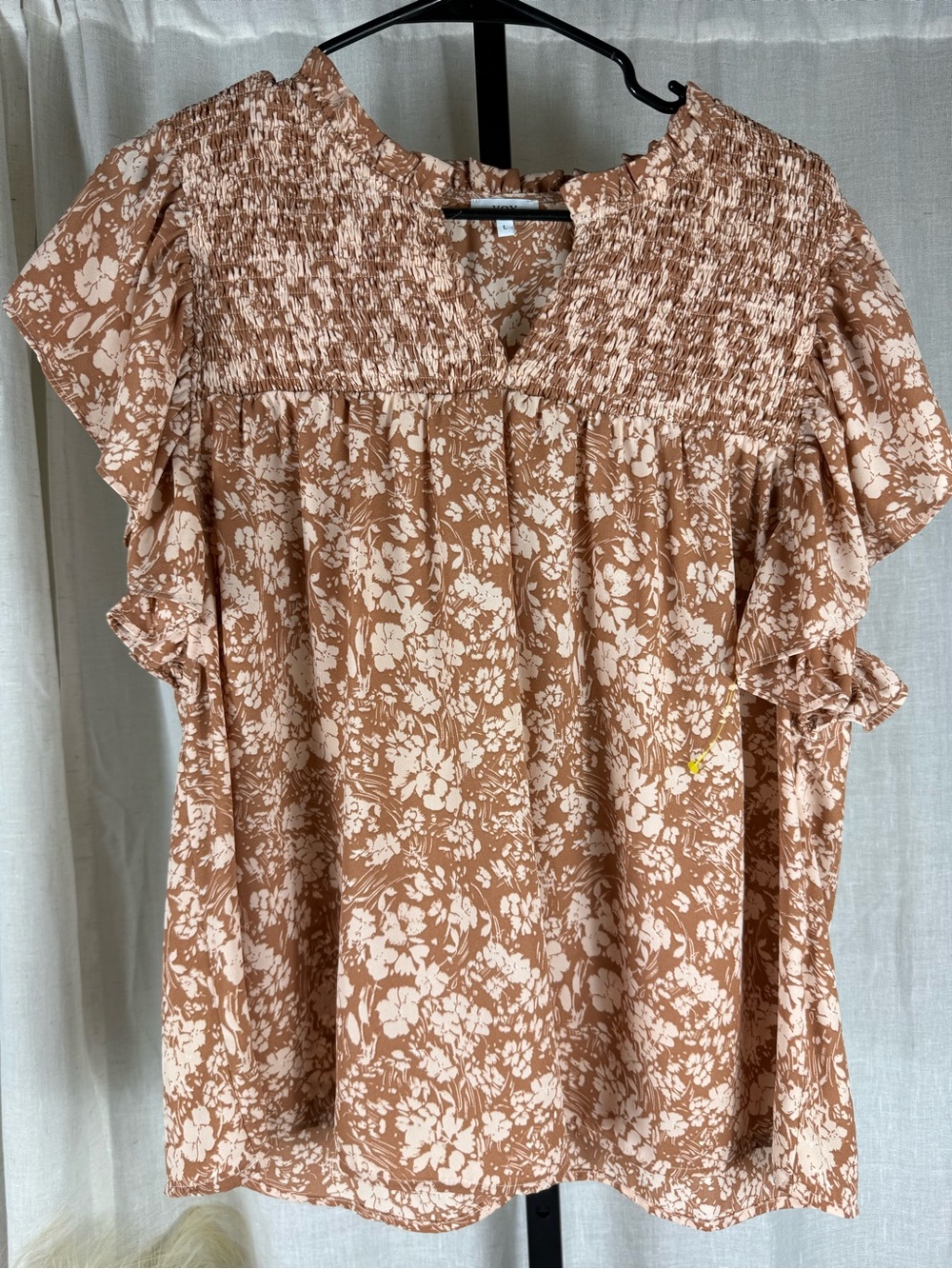 Smocked V-Neck Floral Blouse in Tan and Cream
